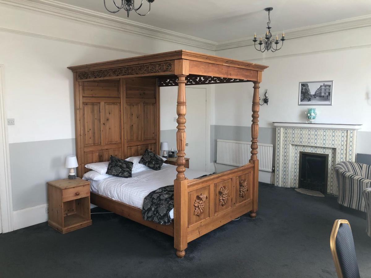 Lowenac Hotel 캠본 외부 사진